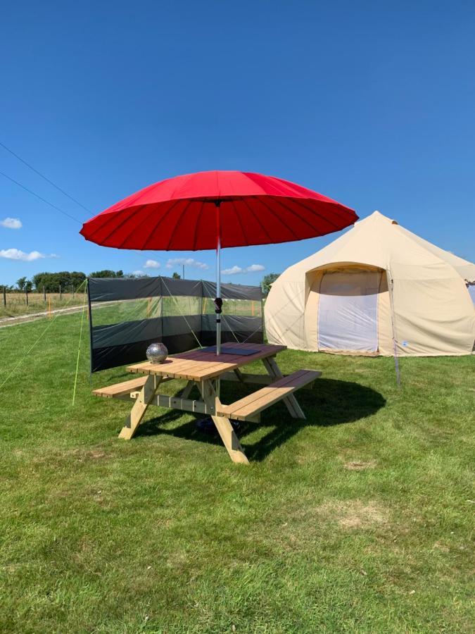 Tal-Y-Fan Farm 6M Stargazer Tent Bridgend  Exterior foto